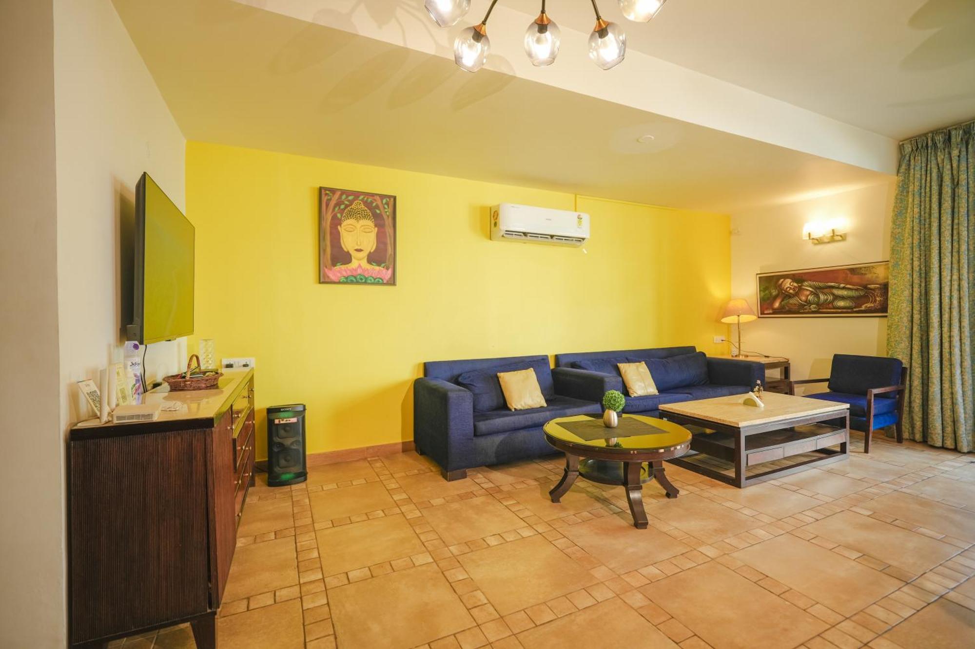 Villa M - Jia 3- 3Bhk In Candolim, Pool Facing, Near Beach, Breakfast Included Kültér fotó