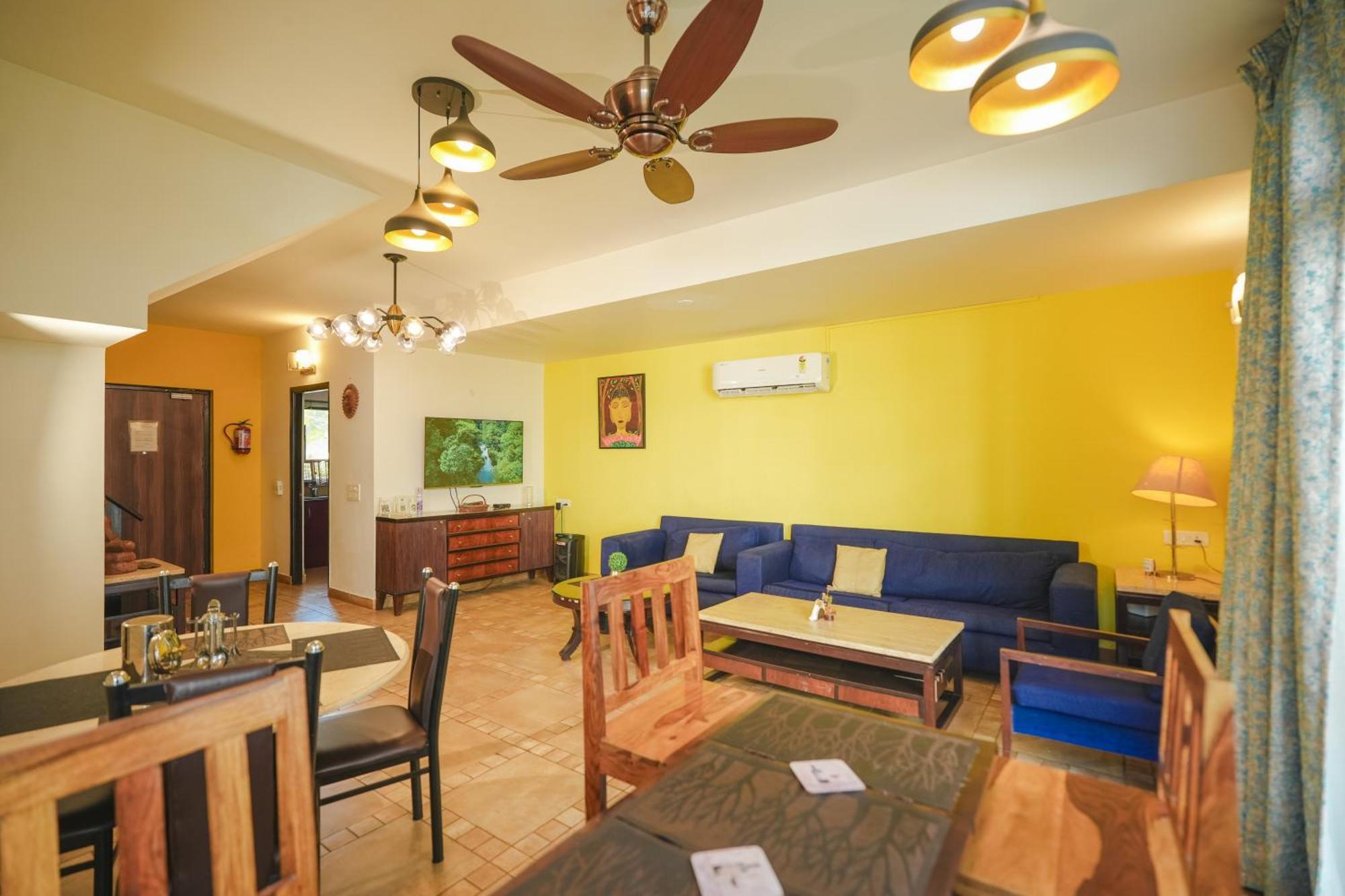 Villa M - Jia 3- 3Bhk In Candolim, Pool Facing, Near Beach, Breakfast Included Kültér fotó