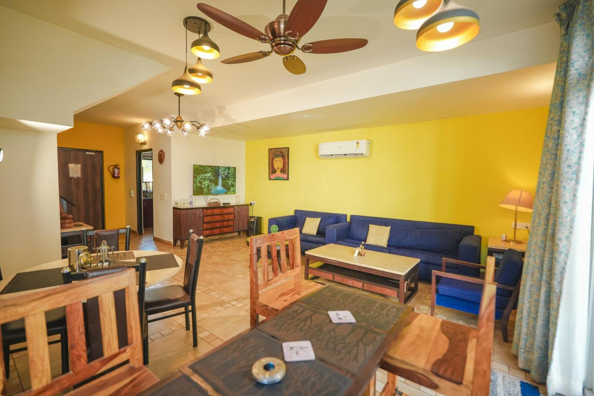 Villa M - Jia 3- 3Bhk In Candolim, Pool Facing, Near Beach, Breakfast Included Kültér fotó