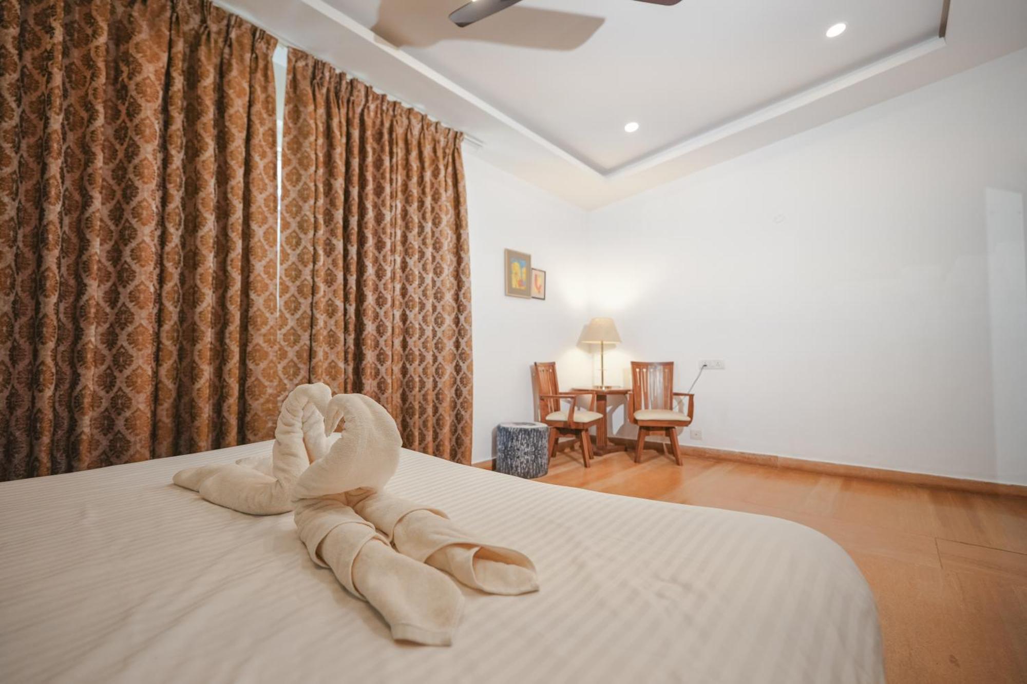 Villa M - Jia 3- 3Bhk In Candolim, Pool Facing, Near Beach, Breakfast Included Kültér fotó
